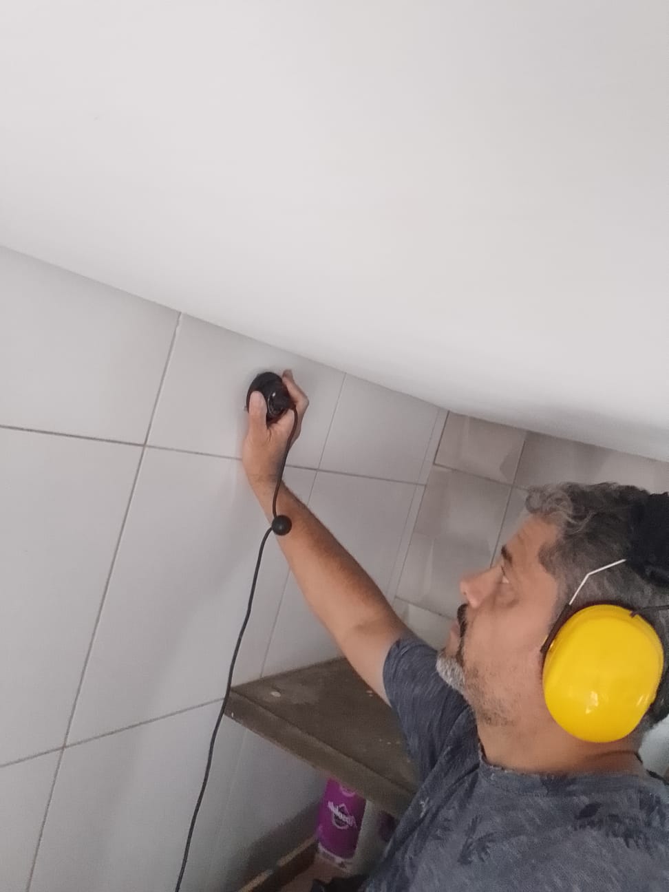 Serviço de caça vazamento